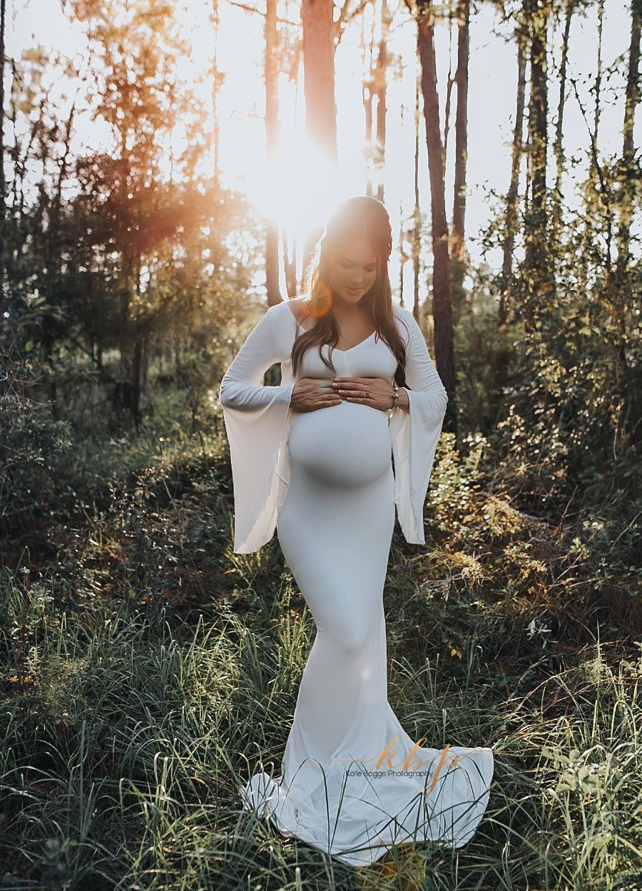 Vanae bell sleeve maternity gown in white